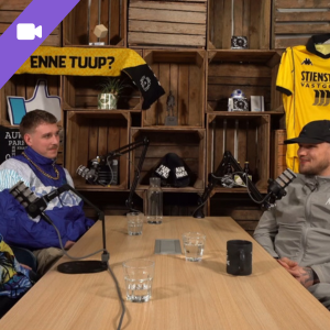 Kirchroa Tropical en Jarno Errens in de podcast studio